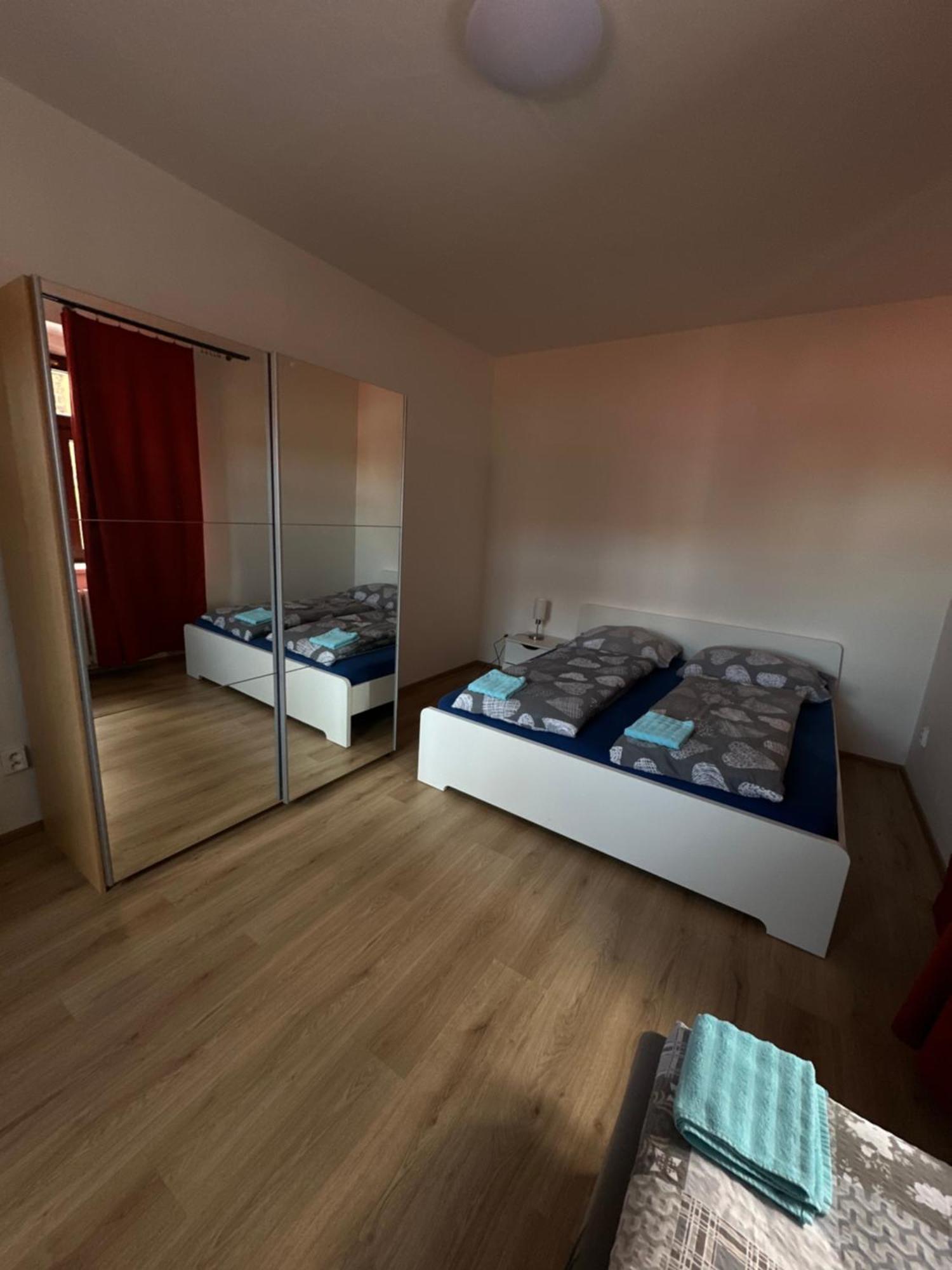 Bytový dům na horách Vejprty Exterior foto